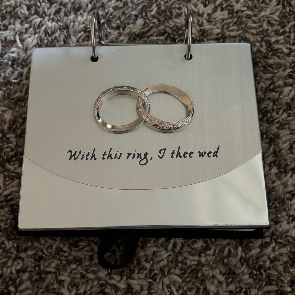 Wedding Picture Book - holds 40 4 x 6 pictures